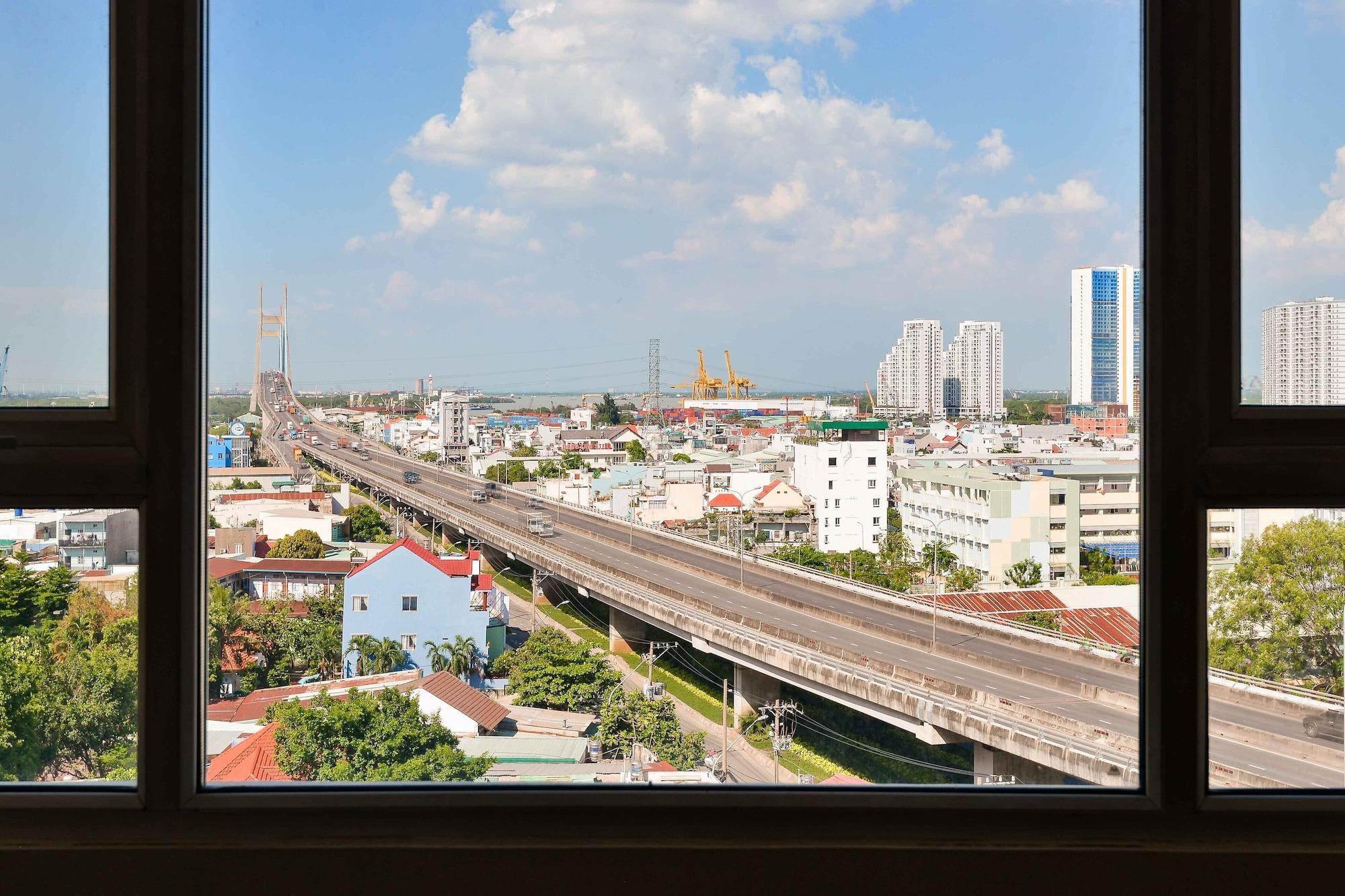 Khách sạn Happy Life 3*