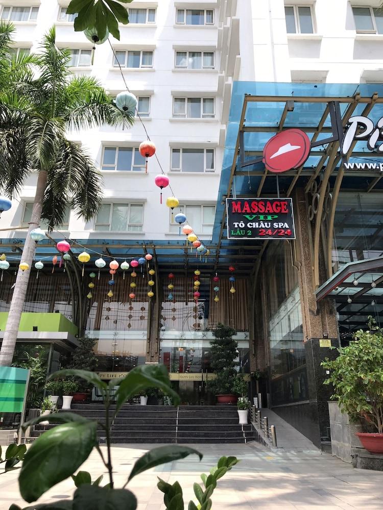 Khách sạn Happy Life 3*